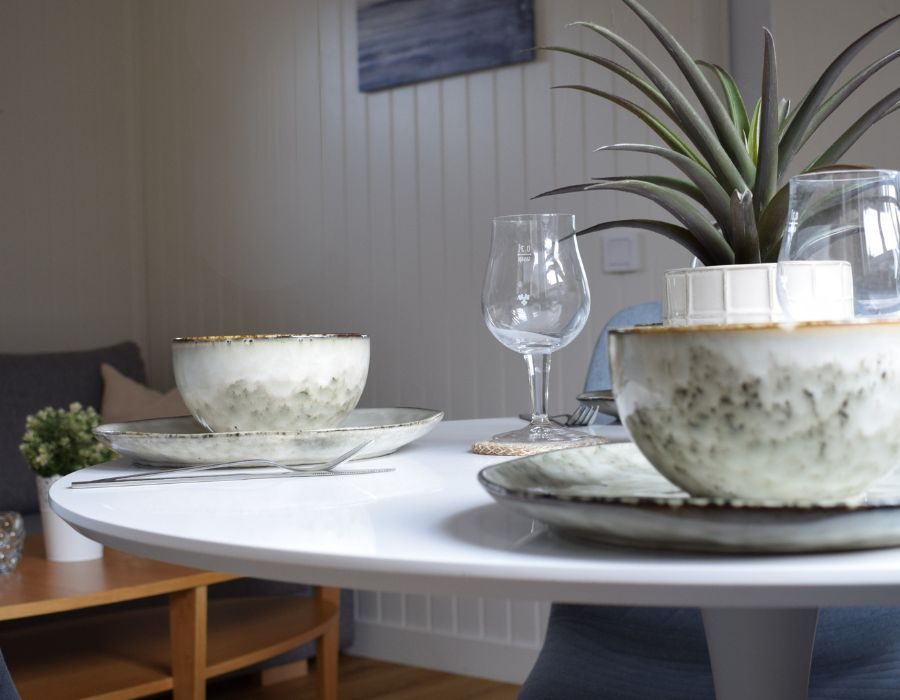 Strandbyn interiör dukning